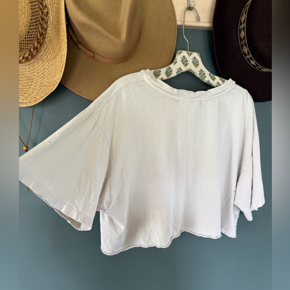 RARE :: Free people distressed vintage welcome to Hollywood Graphic crop tee OS - Picture 13 of 15